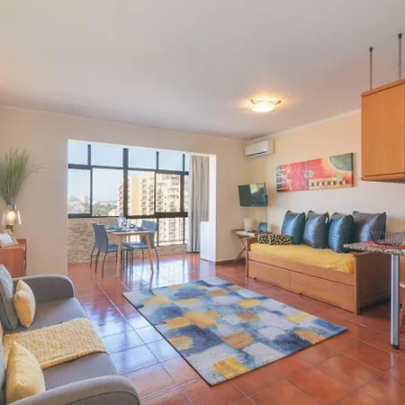 Great 1bed Flat - Da Rocha - Wi-fi - Parking דירה